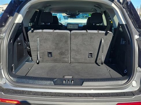 Used 2025 Ford Explorer Active image 29