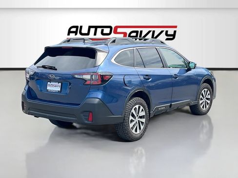 Used 2021 Subaru Outback Premium AWD/4WD image 7