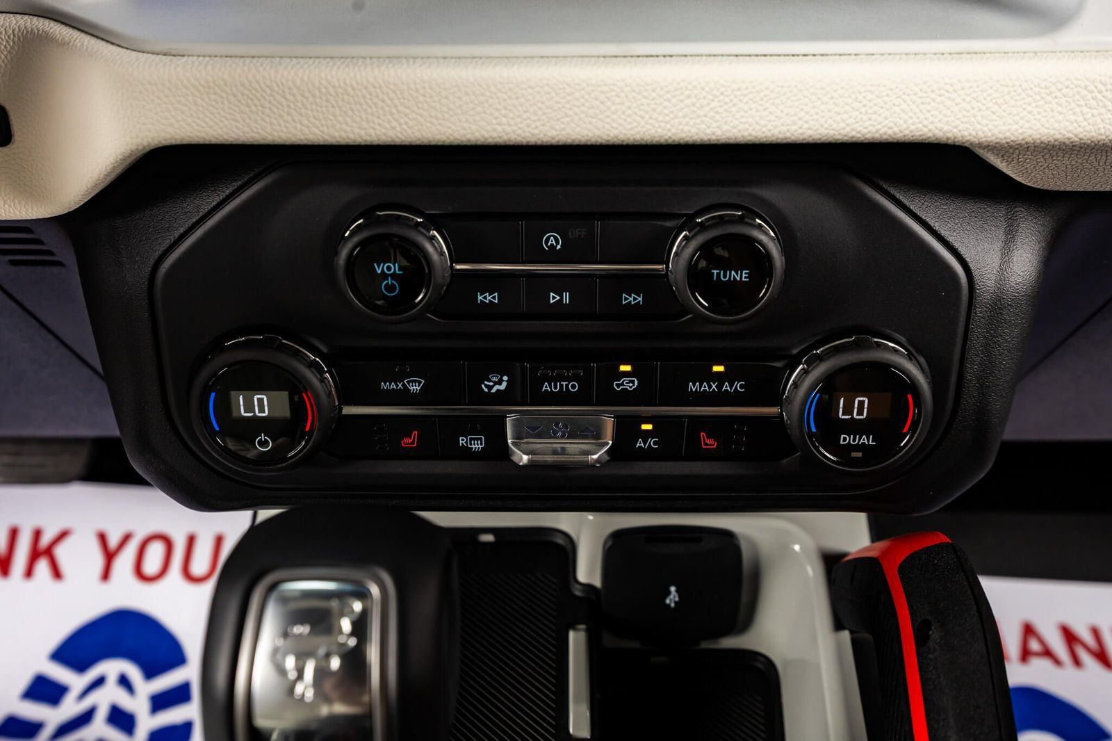 Used 2026 Ford Bronco Heritage Edition AWD/4WD image 25