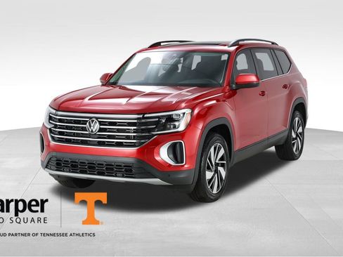 Used 2024 Volkswagen Atlas SE FWD image 1