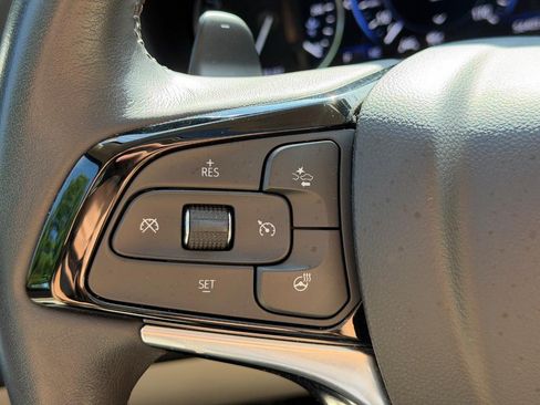 Used 2023 Buick Enclave Avenir w/ Avenir Technology Package AWD/4WD image 17