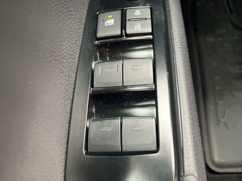 Certified 2026 Toyota Camry SE image 12