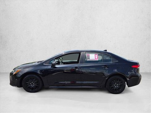 Used 2023 Toyota Corolla LE FWD image 9