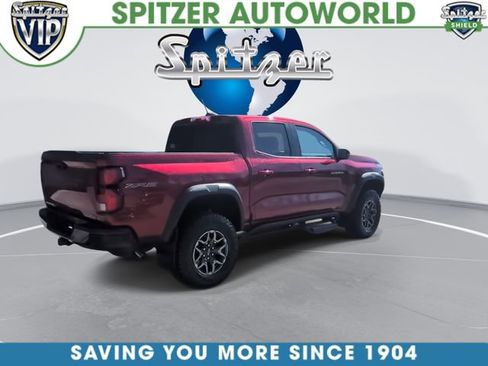 Used 2025 Chevrolet Colorado ZR2 w/ Technology Package image 9