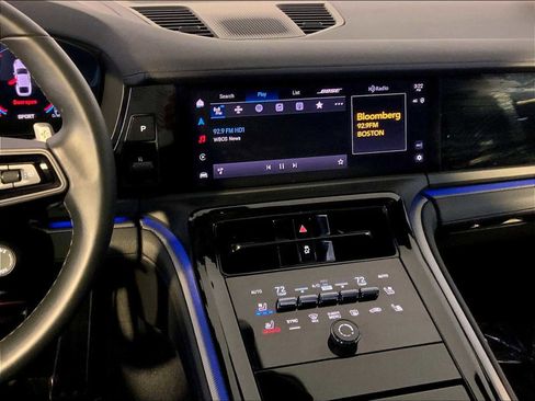 Certified 2025 Porsche Panamera 4 image 16