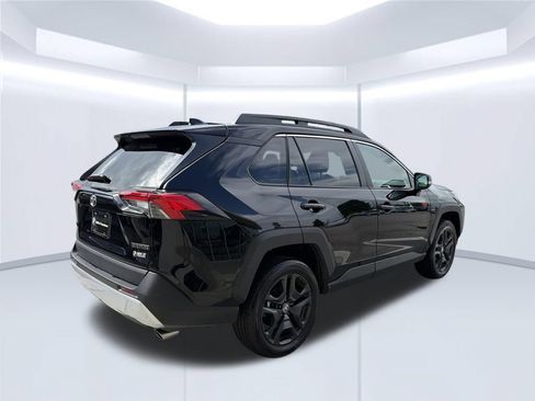 Used 2024 Toyota RAV4 Adventure AWD/4WD image 7