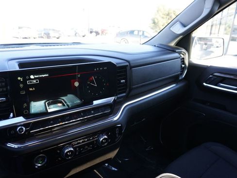 Used 2023 GMC Sierra 1500 Elevation image 19