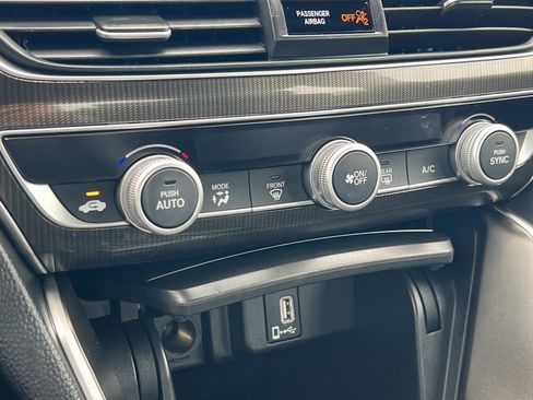 Certified 2019 Honda Accord Sport image 13