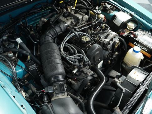 Used 1992 Ford Mustang LX image 27