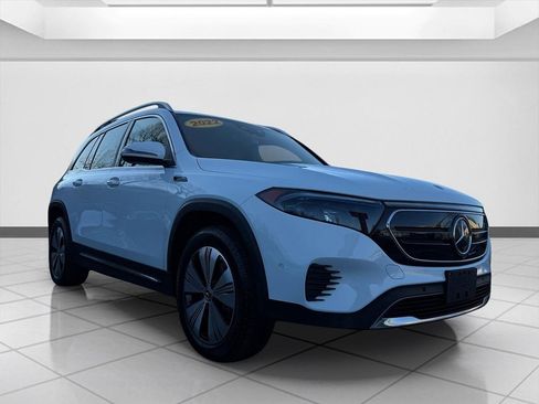 Used 2022 Mercedes-Benz EQB 300 4MATIC image 8