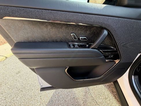 Used 2024 Land Rover Range Rover Sport Autobiography image 31