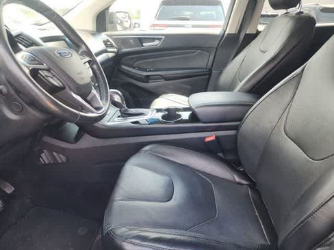 Used 2015 Ford Edge Titanium w/ Equipment Group 301A AWD/4WD image 27