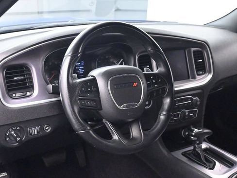 Used 2022 Dodge Charger SXT w/ Blacktop Package AWD/4WD image 22