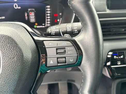 Certified 2025 Honda Pilot Elite image 22