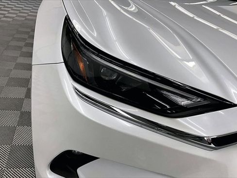 Used 2025 Toyota Grand Highlander AWD Hybrid image 32