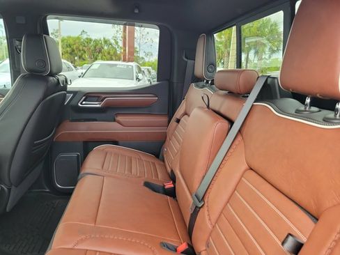 Used 2026 GMC Sierra 1500 Denali Ultimate image 13