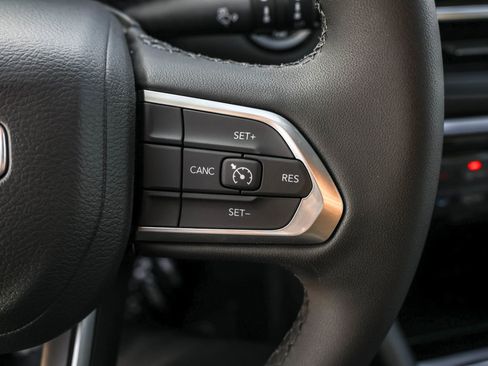 New 2026 Jeep Compass Latitude AWD/4WD image 23