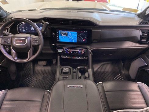 Used 2026 GMC Sierra 2500 AT4X w/ AT4X AEV Edition AWD/4WD image 15