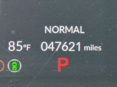 Used 2023 Honda Civic Sport image 12