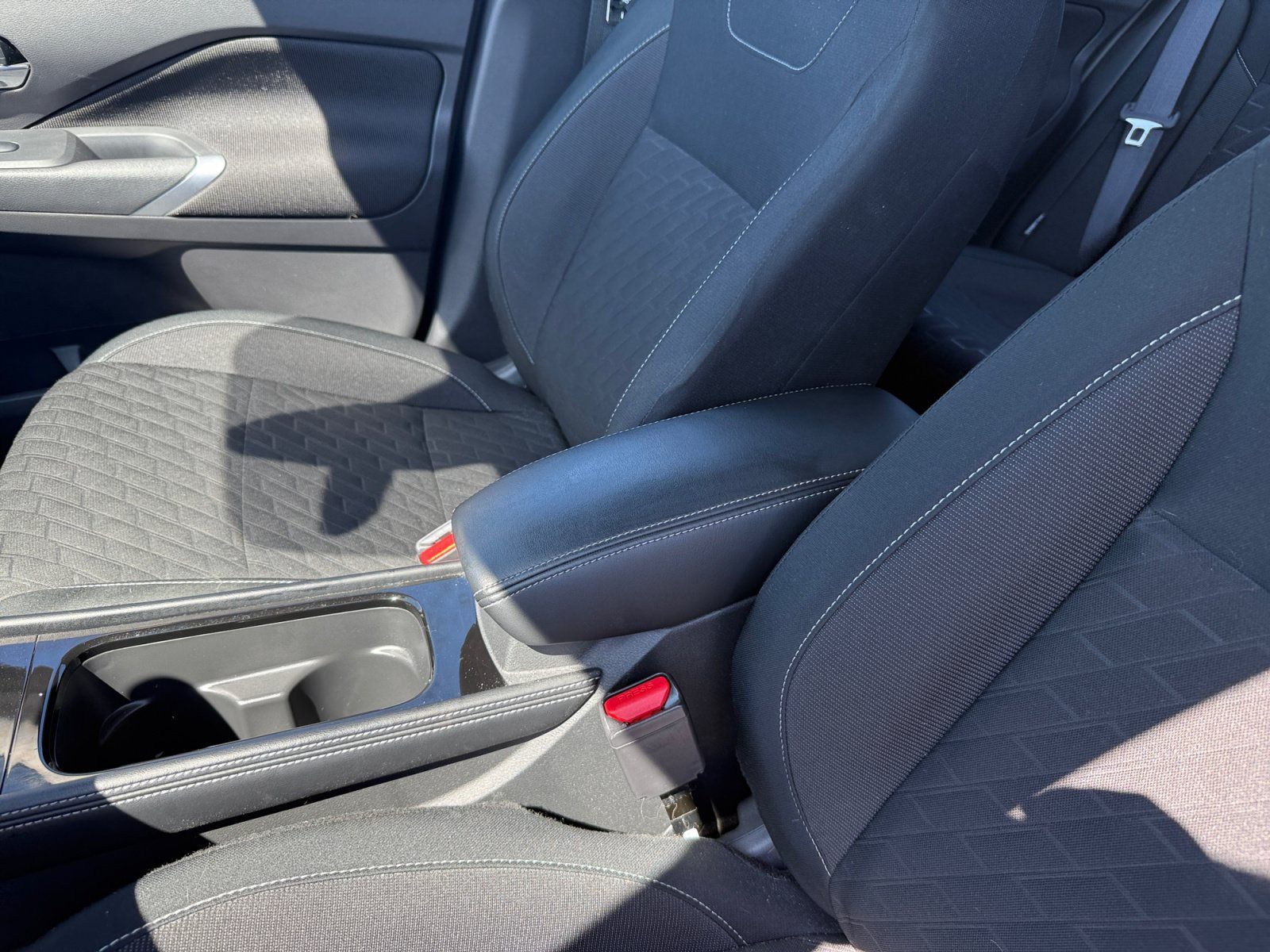 Used 2024 Nissan Kicks SV FWD image 14