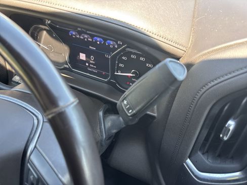 Used 2022 GMC Sierra 2500 Denali w/ Denali Ultimate Package image 22