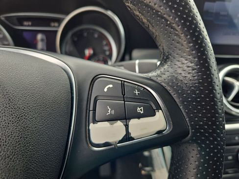 Used 2019 Mercedes-Benz CLA 250 image 24