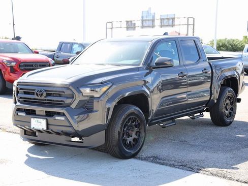 New 2025 Toyota Tacoma SR5 image 3