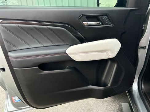 Certified 2024 GMC Canyon AT4X image 14