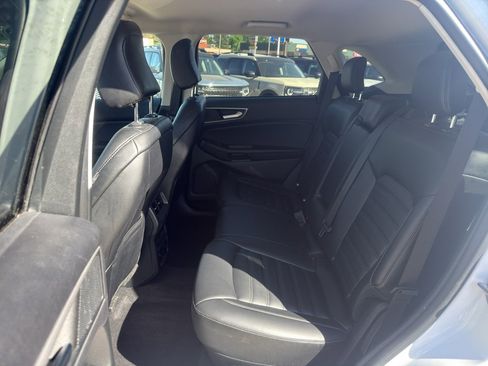 Used 2024 Ford Edge SEL w/ Convenience Package AWD/4WD image 10