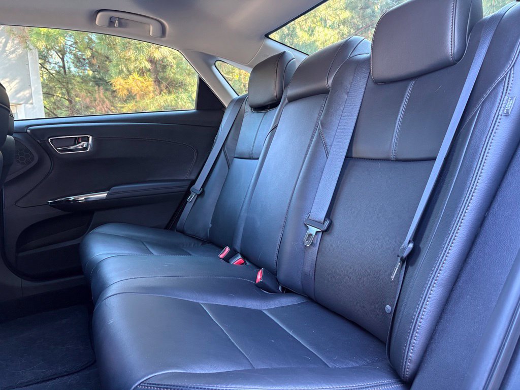 Used 2014 Toyota Avalon XLE Touring FWD image 13