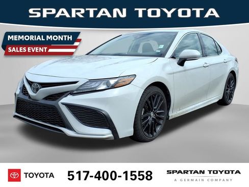 Used 2024 Toyota Camry XSE FWD image 1
