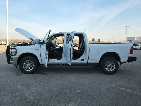 Used 2022 RAM 2500 Laramie AWD/4WD image 13