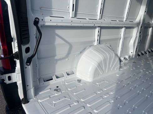 New 2026 RAM ProMaster 3500 w/ Quick Order Package 22G SLT image 13