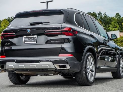 Used 2026 BMW X5 xDrive40i AWD/4WD image 13