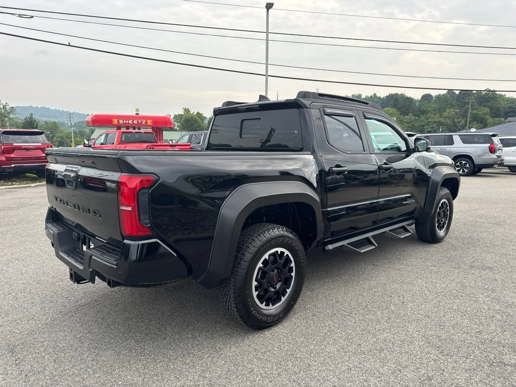 Used 2024 Toyota Tacoma TRD Off-Road w/ TRD Off Road Upgrade Package AWD/4WD image 20
