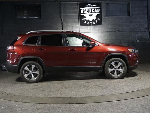 Used 2020 Jeep Cherokee Limited image 7
