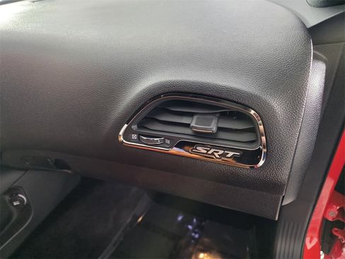 Used 2016 Dodge Challenger SRT Hellcat image 35