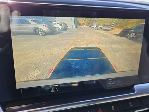 Used 2022 Chevrolet Silverado 1500 RST image 19