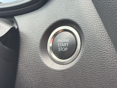 Used 2026 Toyota Corolla SE FWD image 10