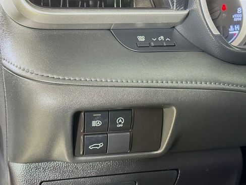 Used 2023 Toyota Highlander XSE AWD/4WD image 12