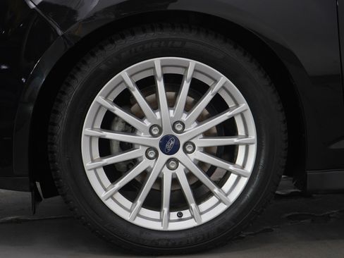 Used 2013 Ford C-MAX SEL image 29