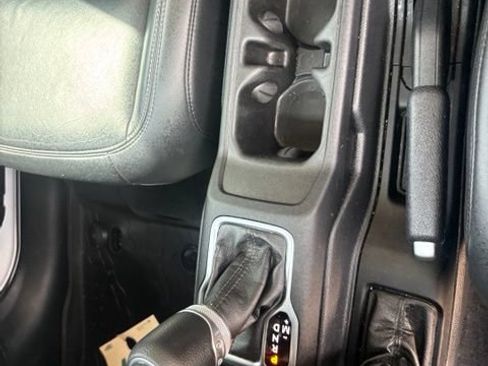 Used 2023 Jeep Wrangler Unlimited Sport AWD/4WD image 19