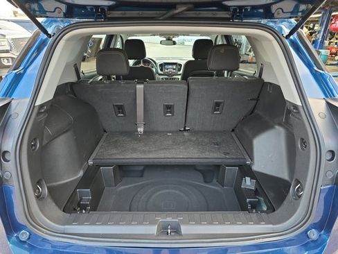 Used 2021 GMC Terrain SLE w/ LPO, Floor Liner Package image 12