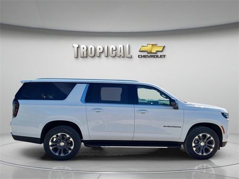 New 2026 Chevrolet Suburban LT w/ Comfort Package image 6