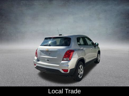 Used 2018 Chevrolet Trax LS FWD image 6