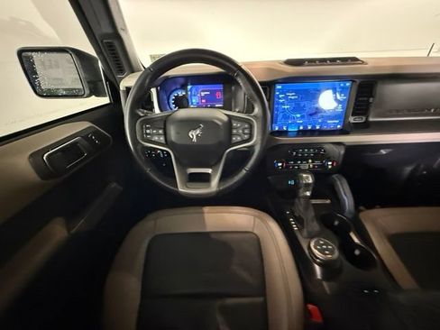Used 2023 Ford Bronco Wildtrak AWD/4WD image 30