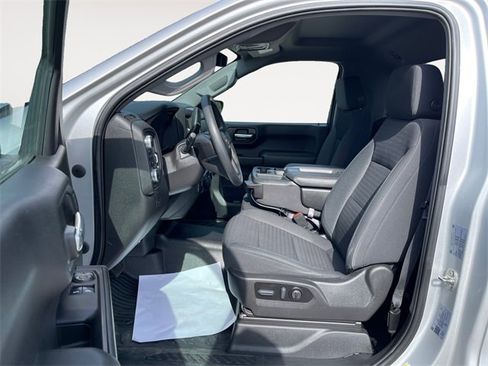 Used 2022 GMC Sierra 1500 Pro w/ Convenience Package image 9