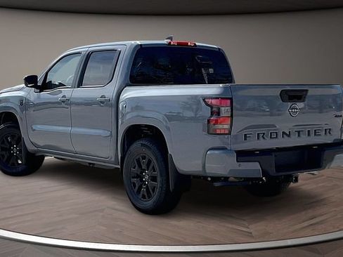 New 2026 Nissan Frontier SV w/ Tow Package AWD/4WD image 3