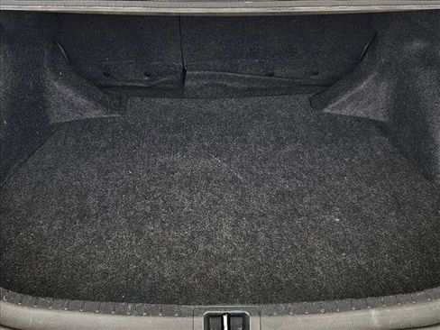 Used 2019 Toyota Corolla LE FWD image 6