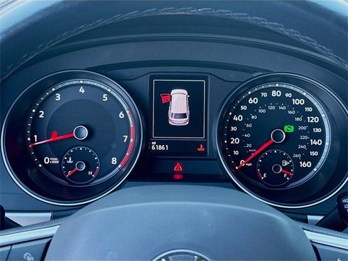 Used 2021 Volkswagen Atlas SE w/ Panoramic Sunroof Package image 11